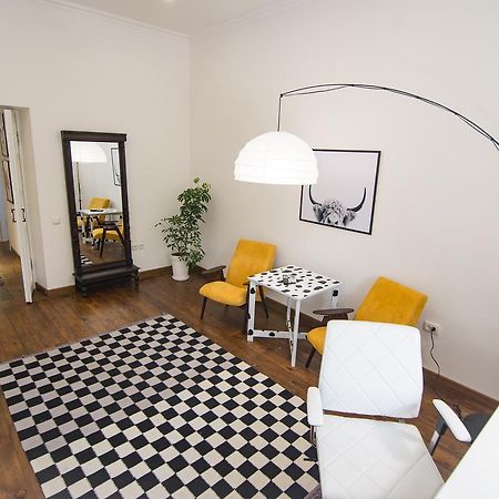 Art Apartment Tasjkent Exteriör bild